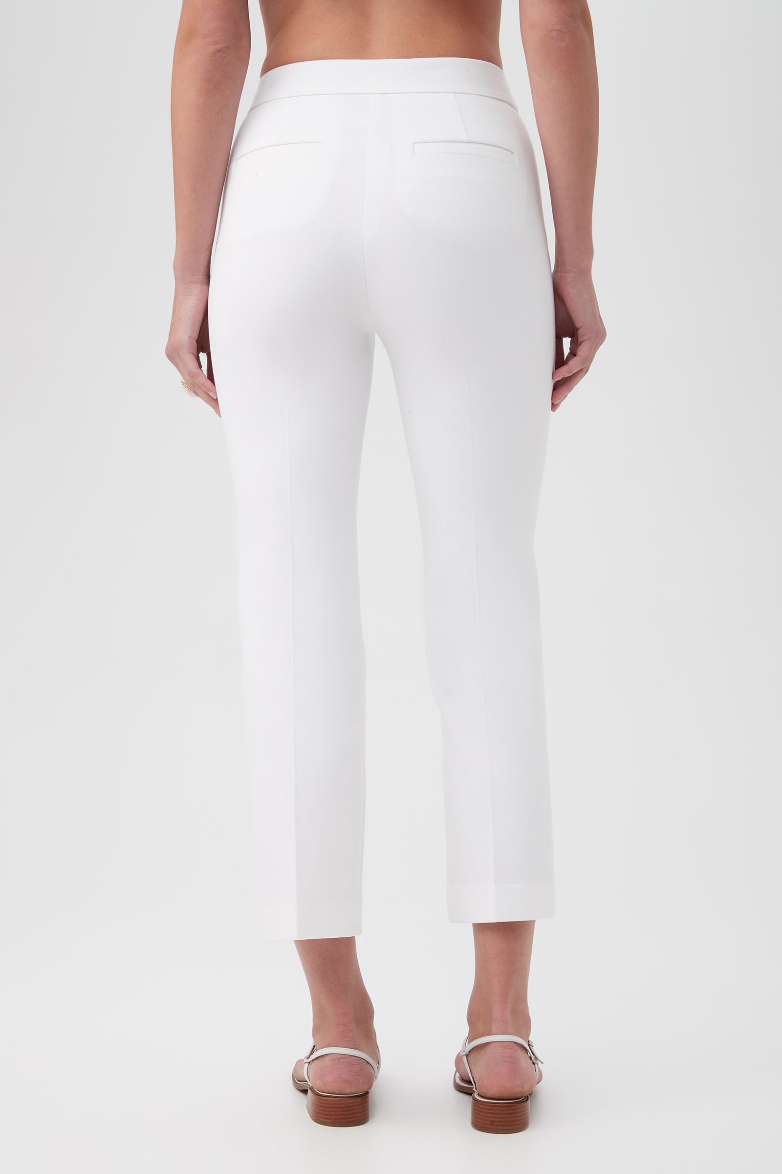Lulu Pant
