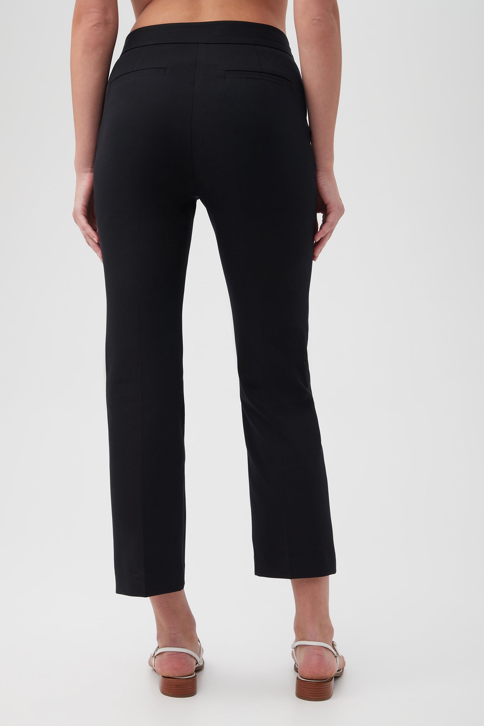 Lulu Pant