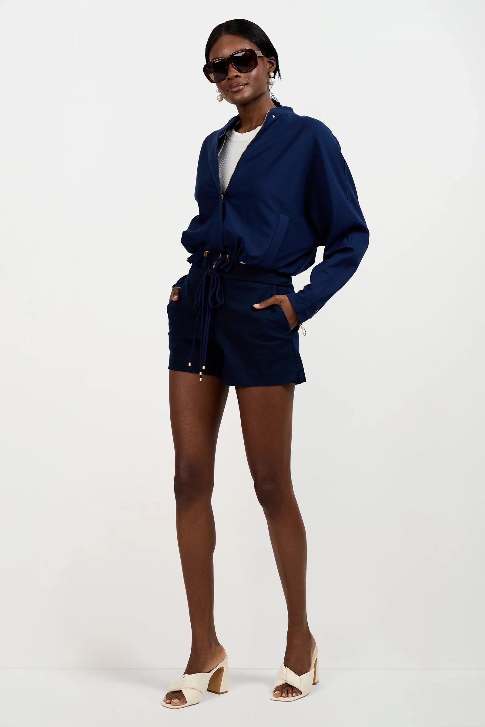 Vignetta Cropped Jacket