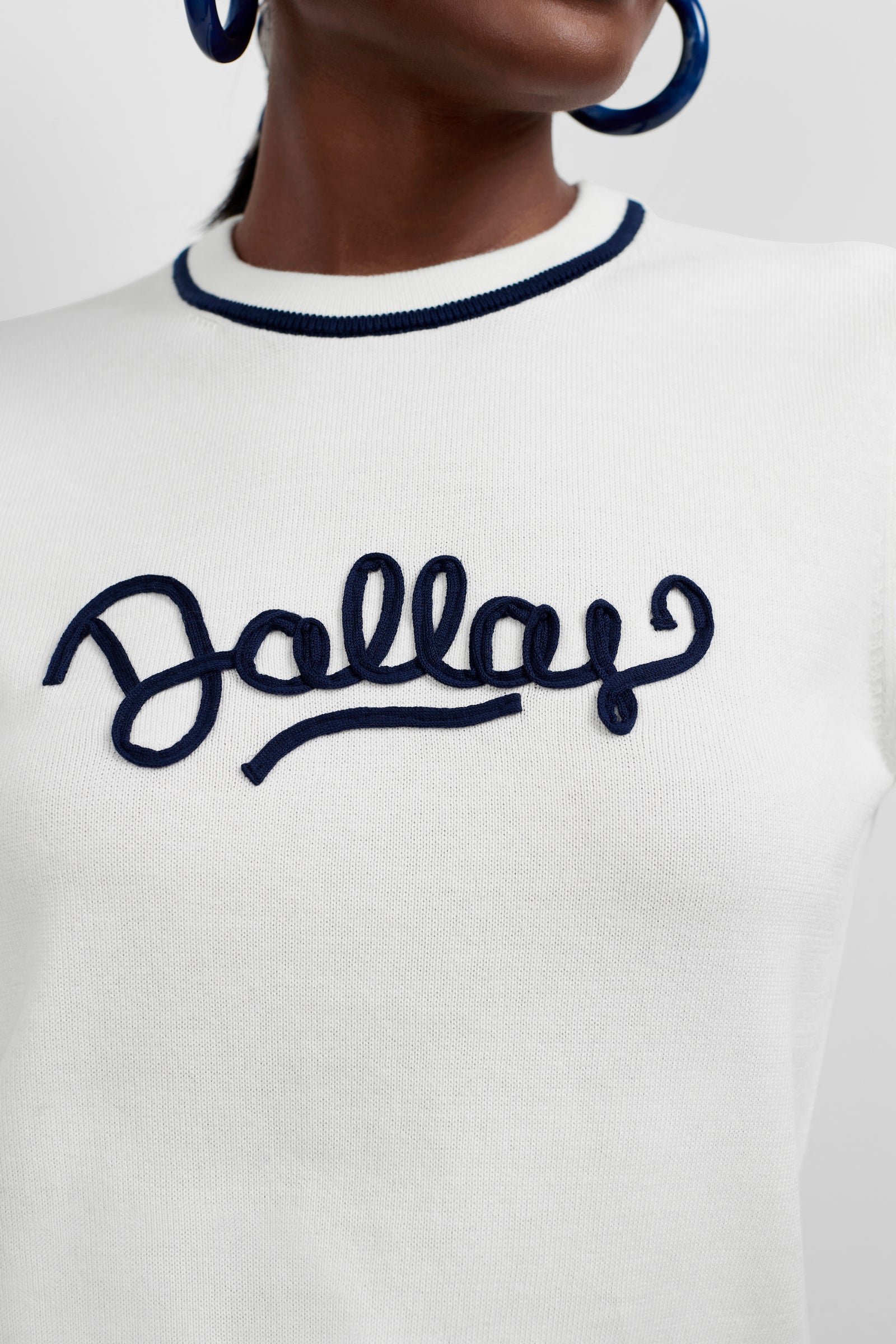 Old Fashioned Sweater - Dallas