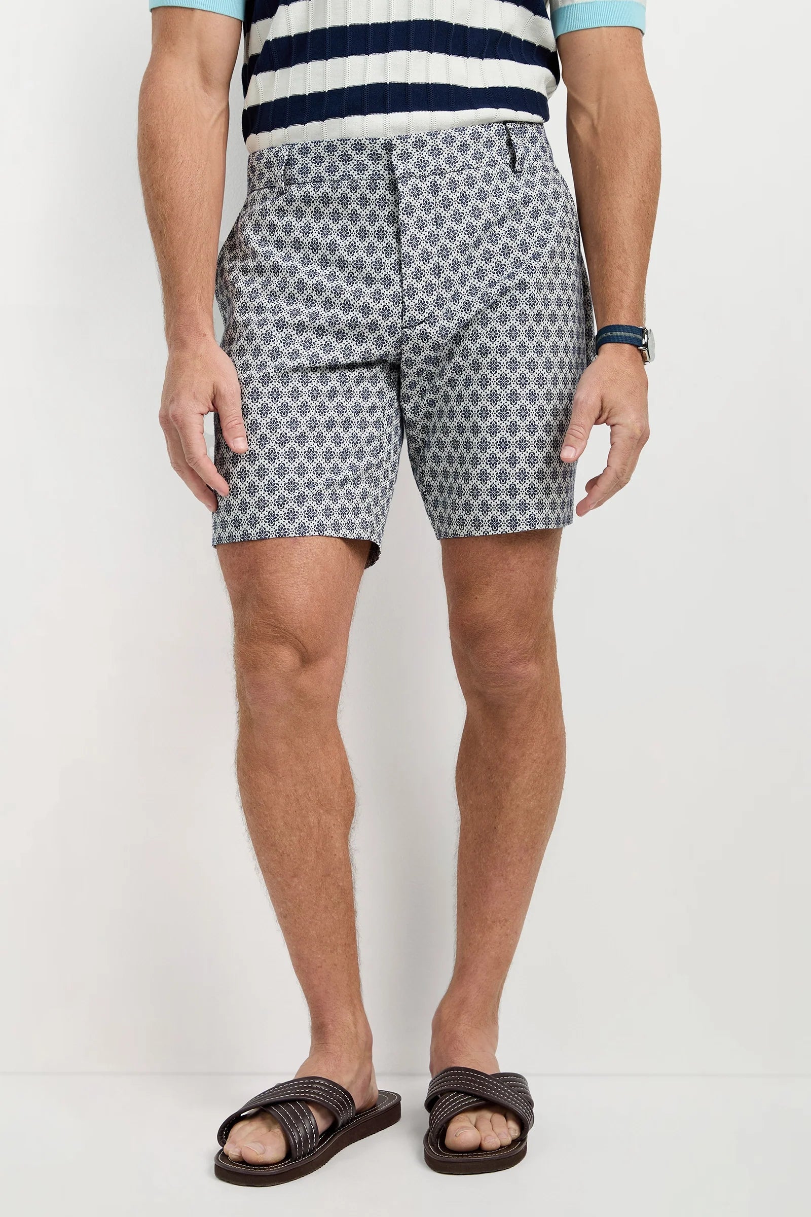 Lawrence Short - Daisy Jacquard