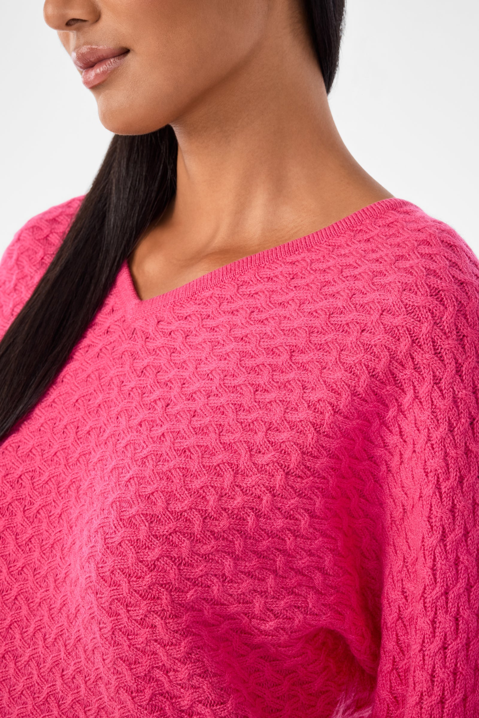 Lima V-Neck Pullover