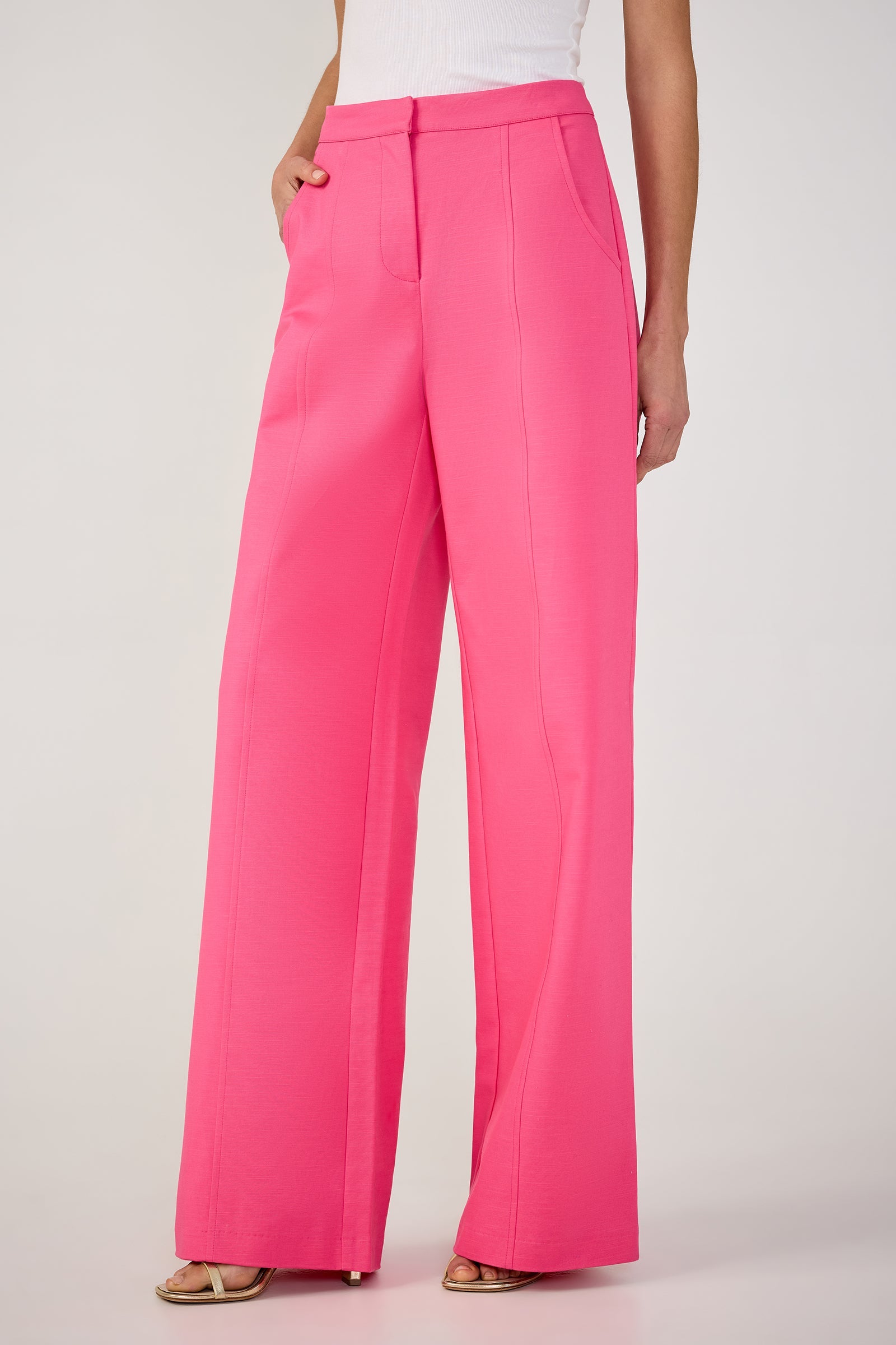 Half Court Wide-Leg Pant -Solid Suiting