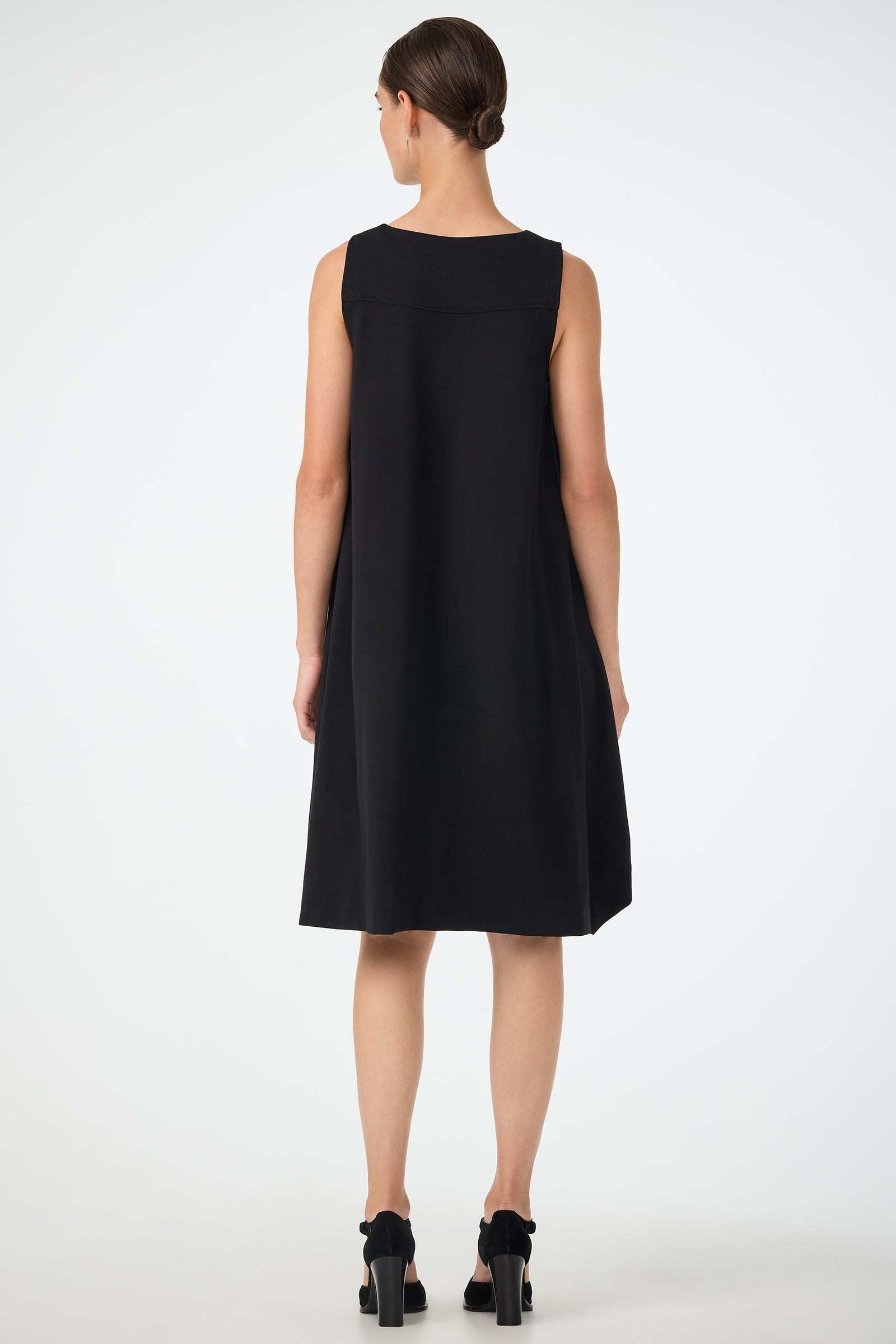 Vantis High-Low Sleeveless Dress