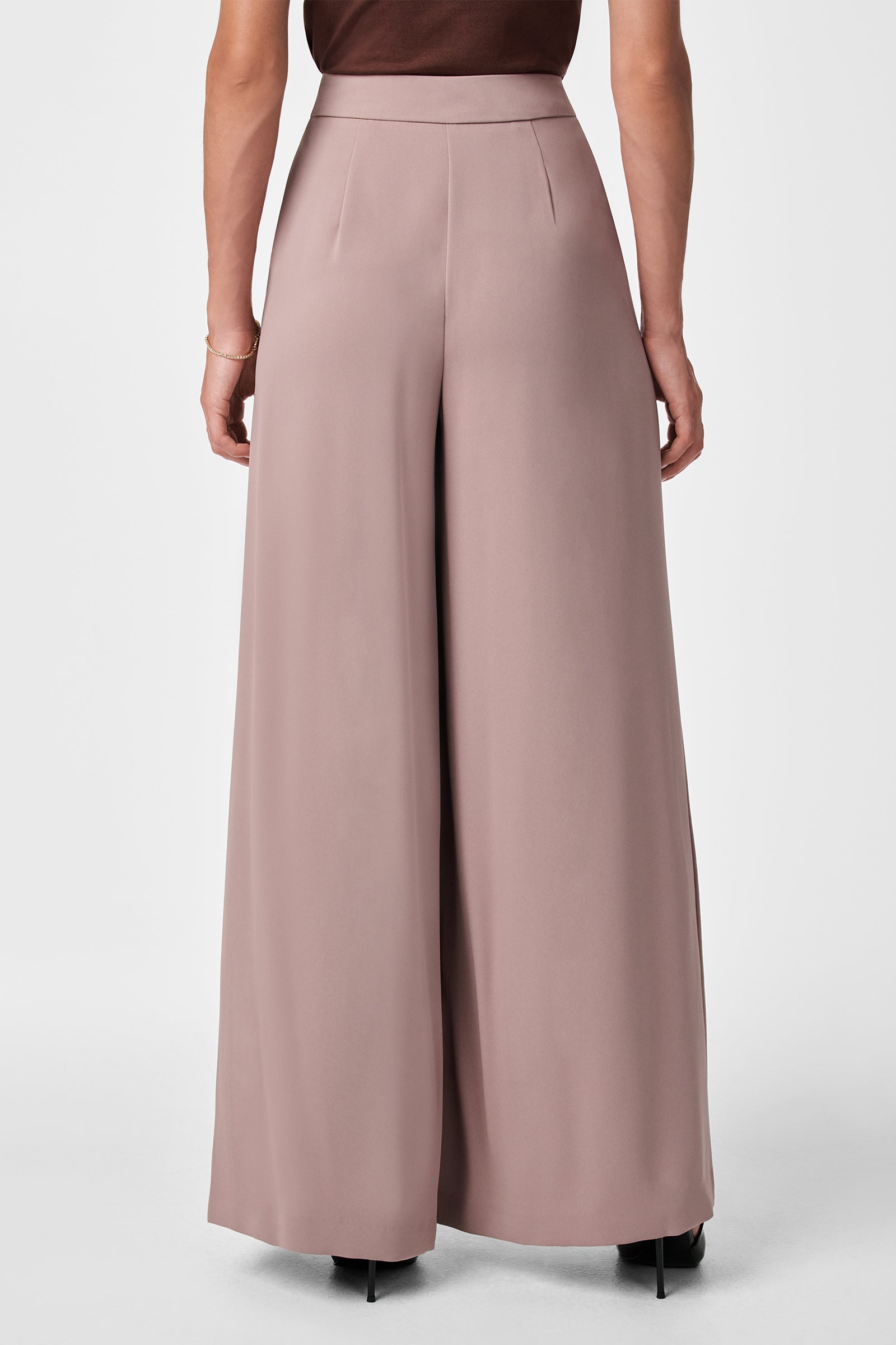 Saige Wide-Leg Pant