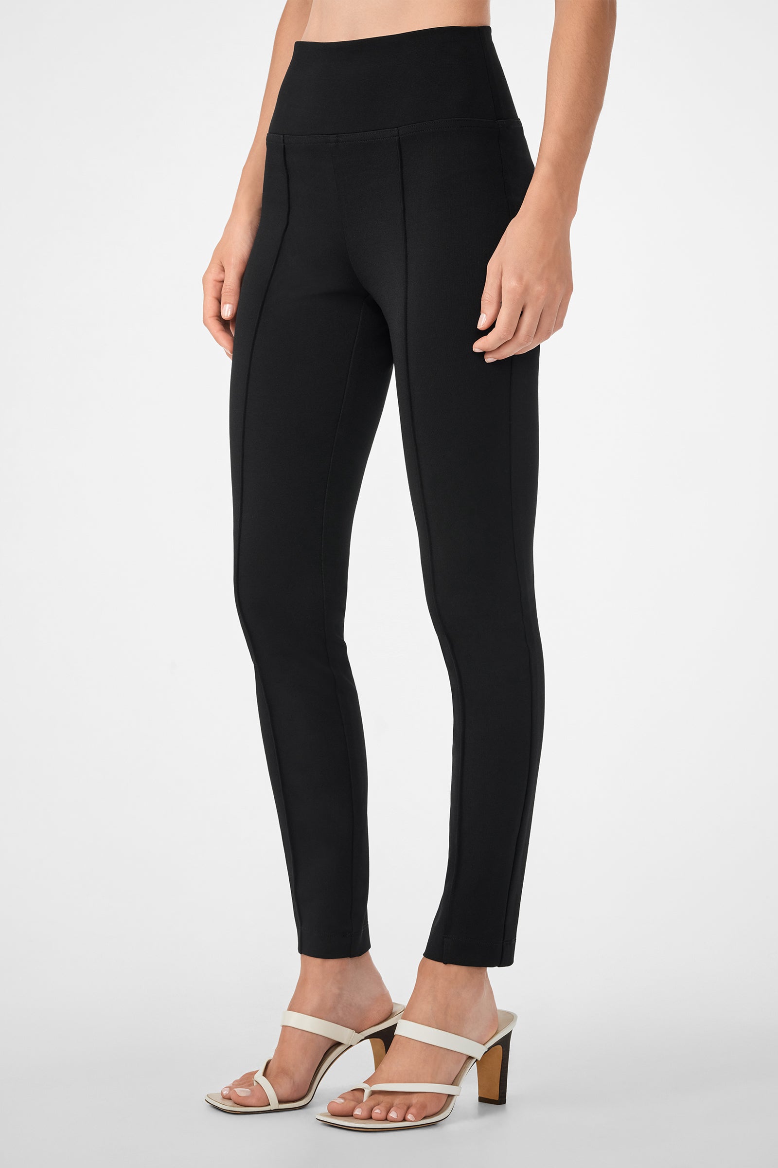 Rose Slim-Leg Pant