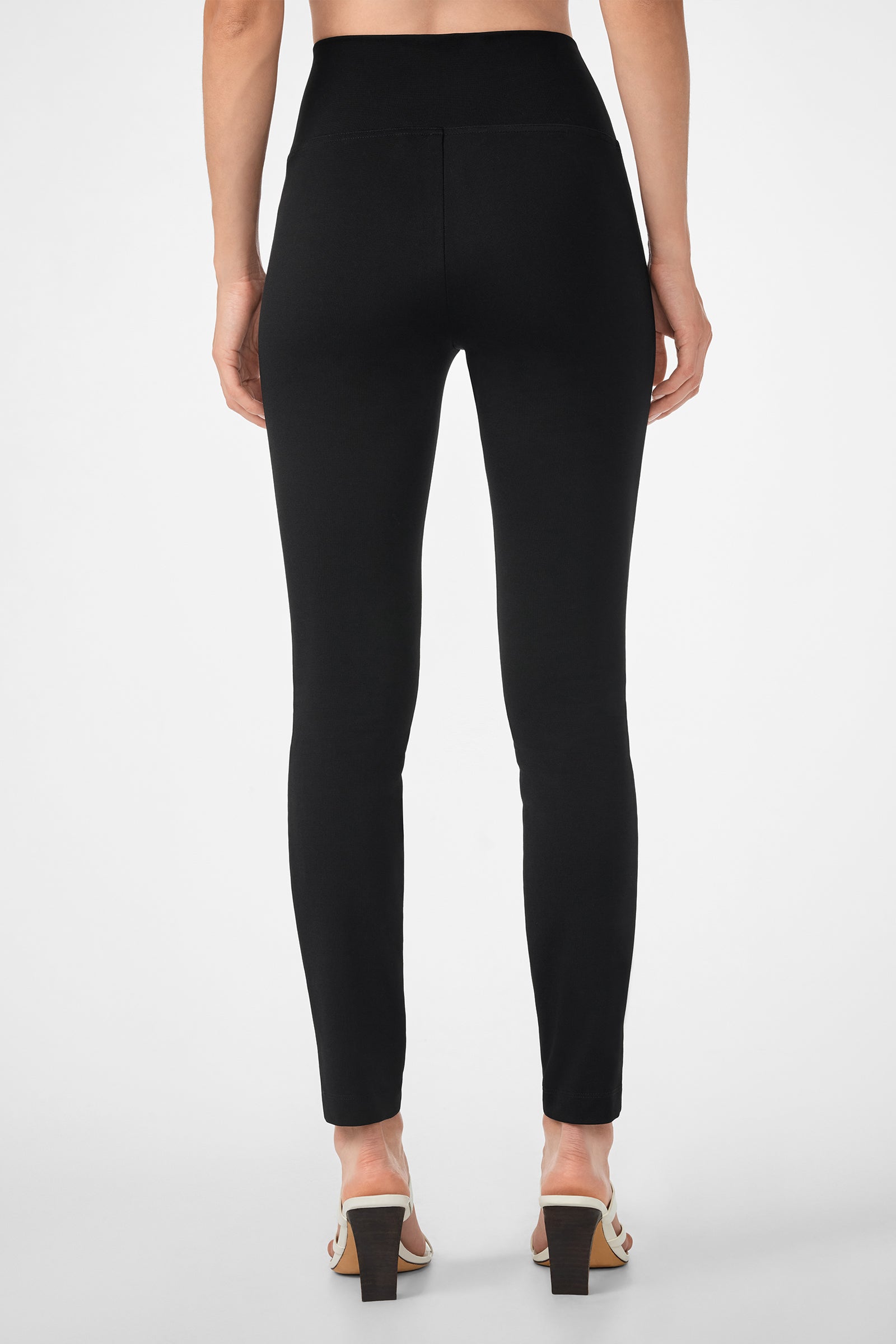 Rose Slim-Leg Pant