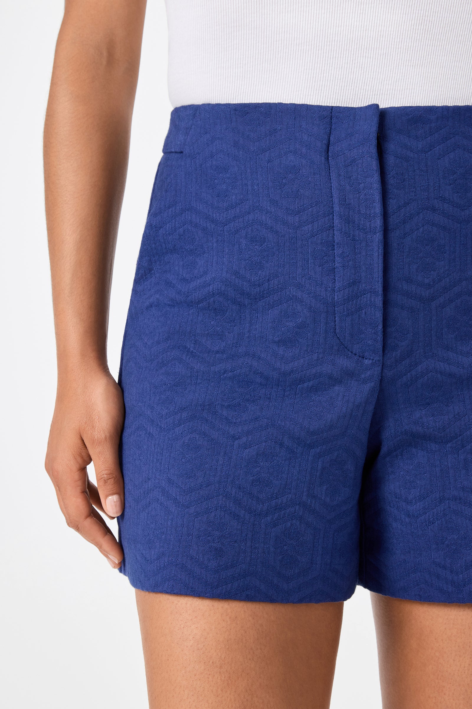 Valera Short - Jin Jacquard