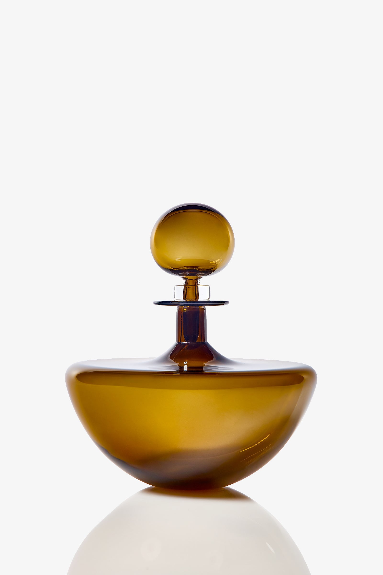 Petite Low Arc Decanter