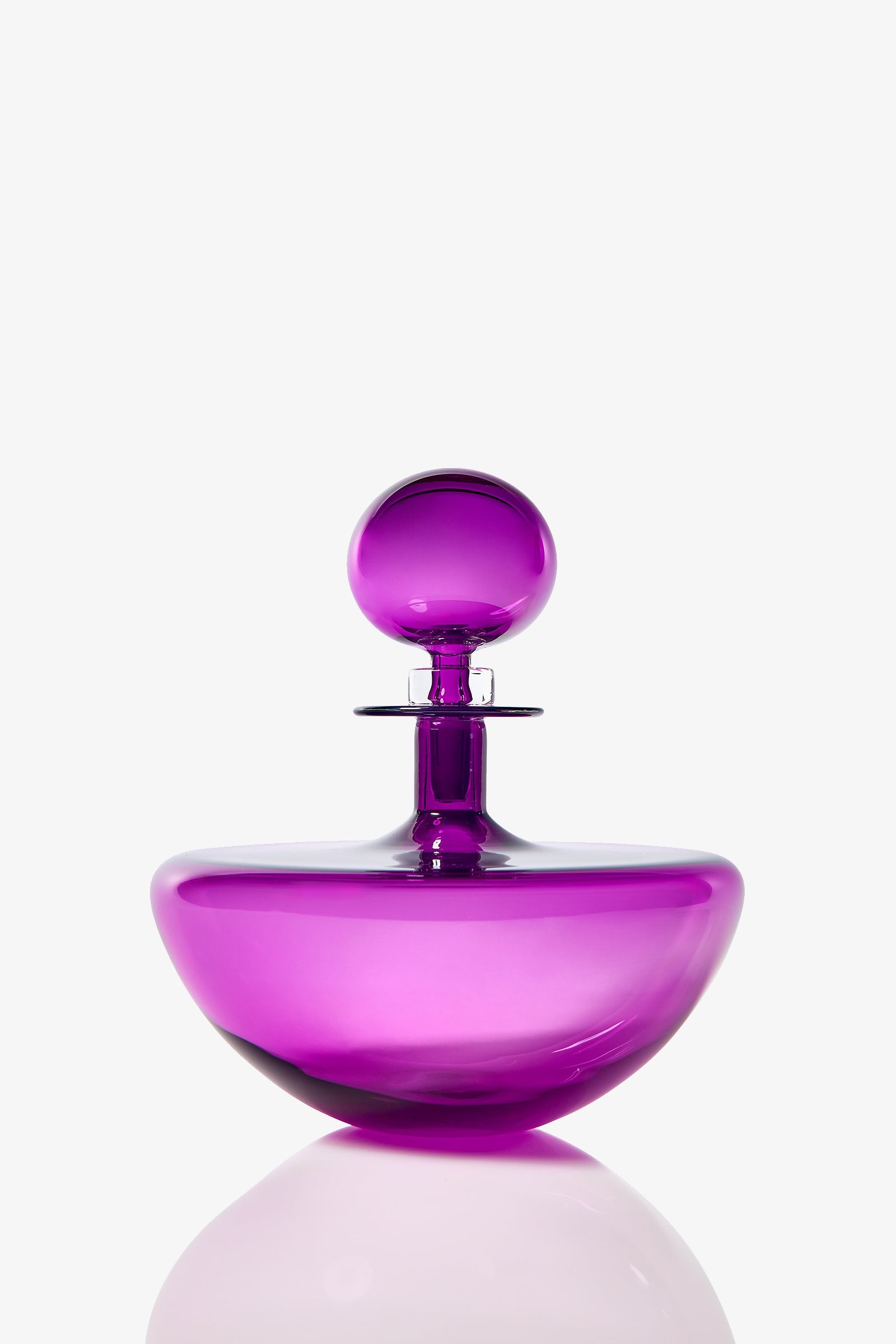 Petite Low Arc Decanter